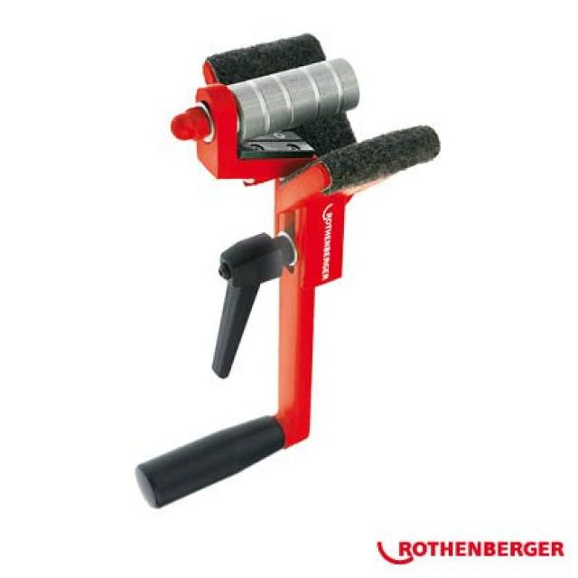 KUNSTSTOFFROHR-ANSCHRAEG-GER.
5.5051             32 - 160 MM